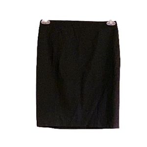 ⭐️Banana Republic black skirt